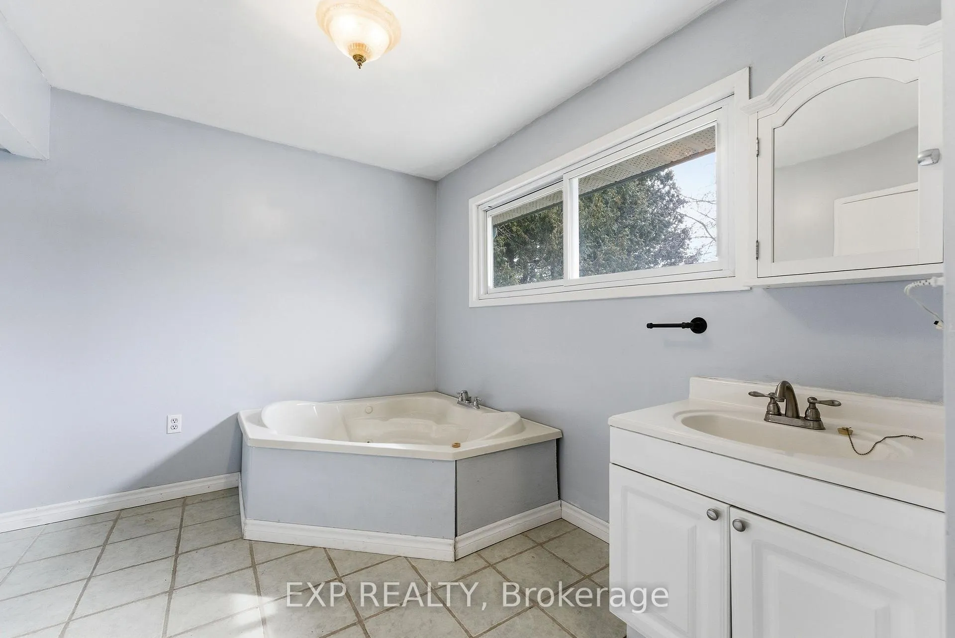 Photo 20 of 1303 County Road 64, Quinte West, Murray Ward — HOMEH