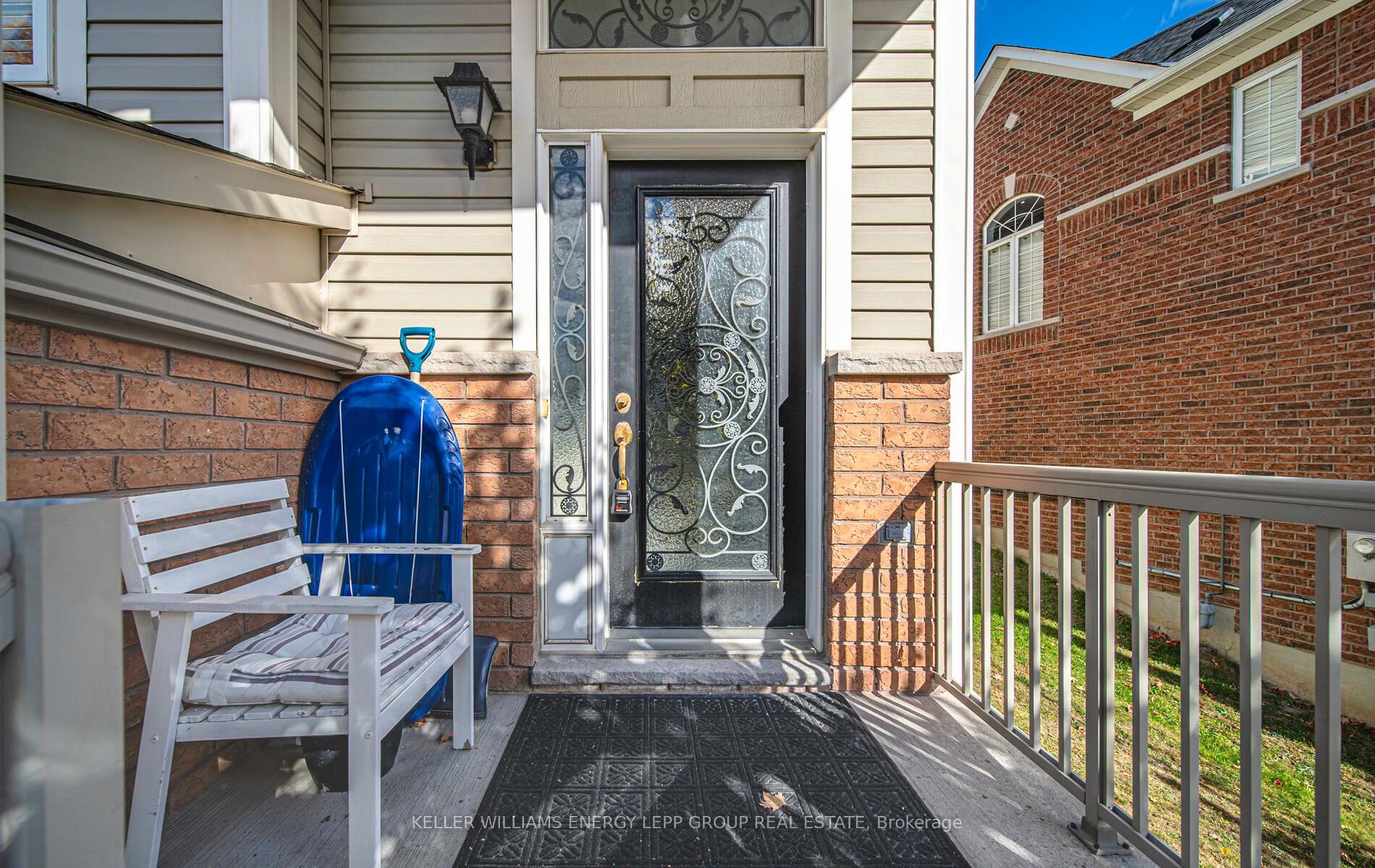 Photo 4 of 33 Latchford Way, Whitby, Pringle Creek — HOMEH