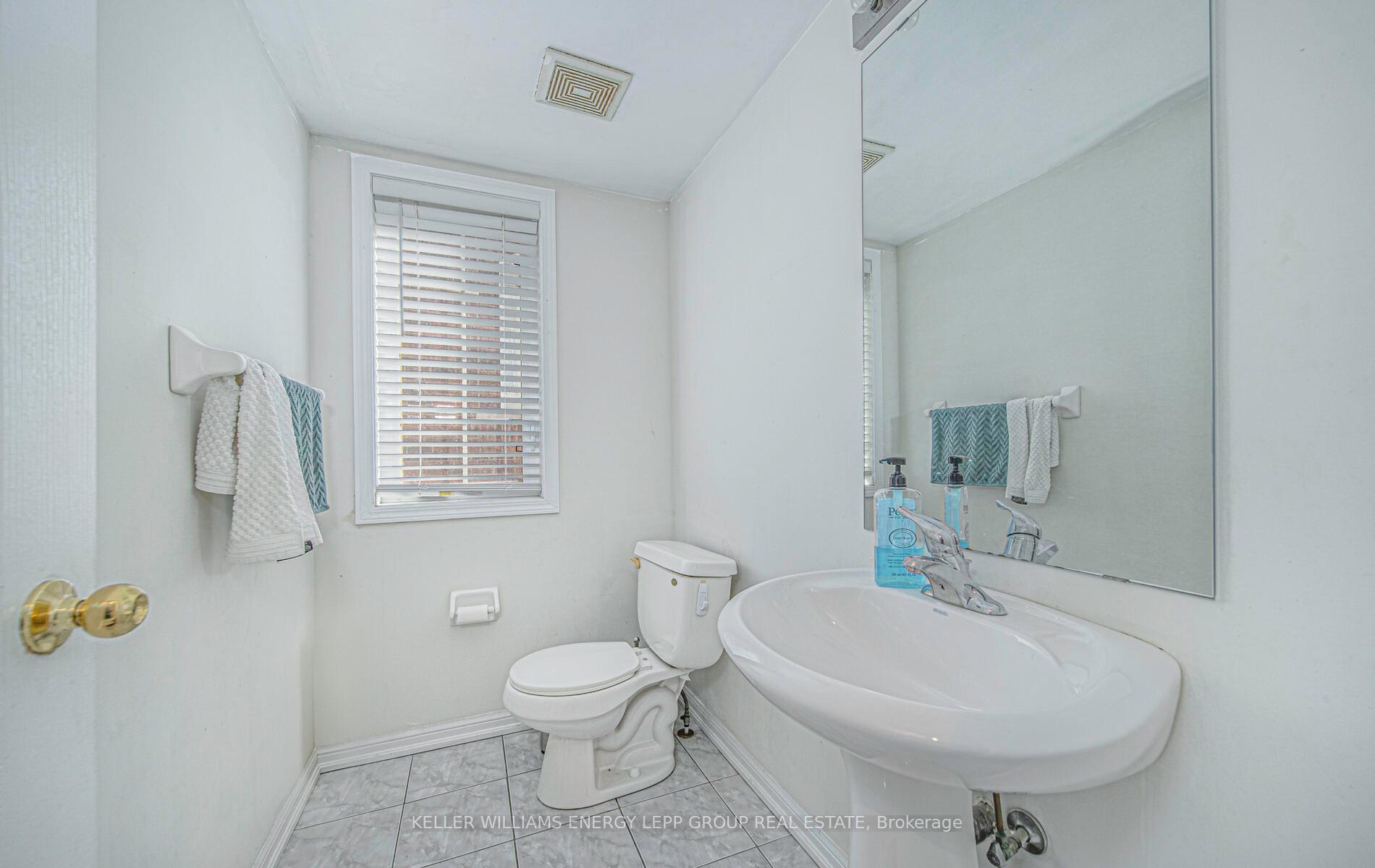 Photo 12 of 33 Latchford Way, Whitby, Pringle Creek — HOMEH