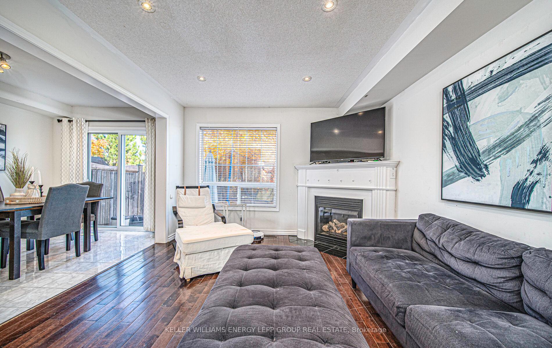 Photo 15 of 33 Latchford Way, Whitby, Pringle Creek — HOMEH