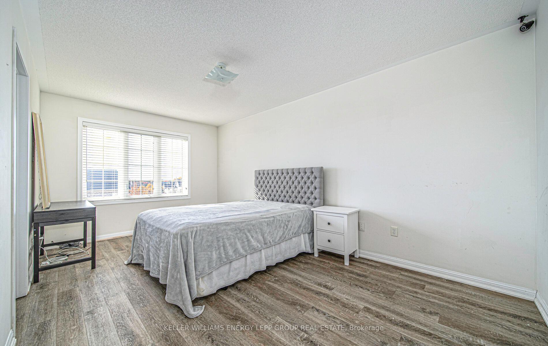 Photo 20 of 33 Latchford Way, Whitby, Pringle Creek — HOMEH