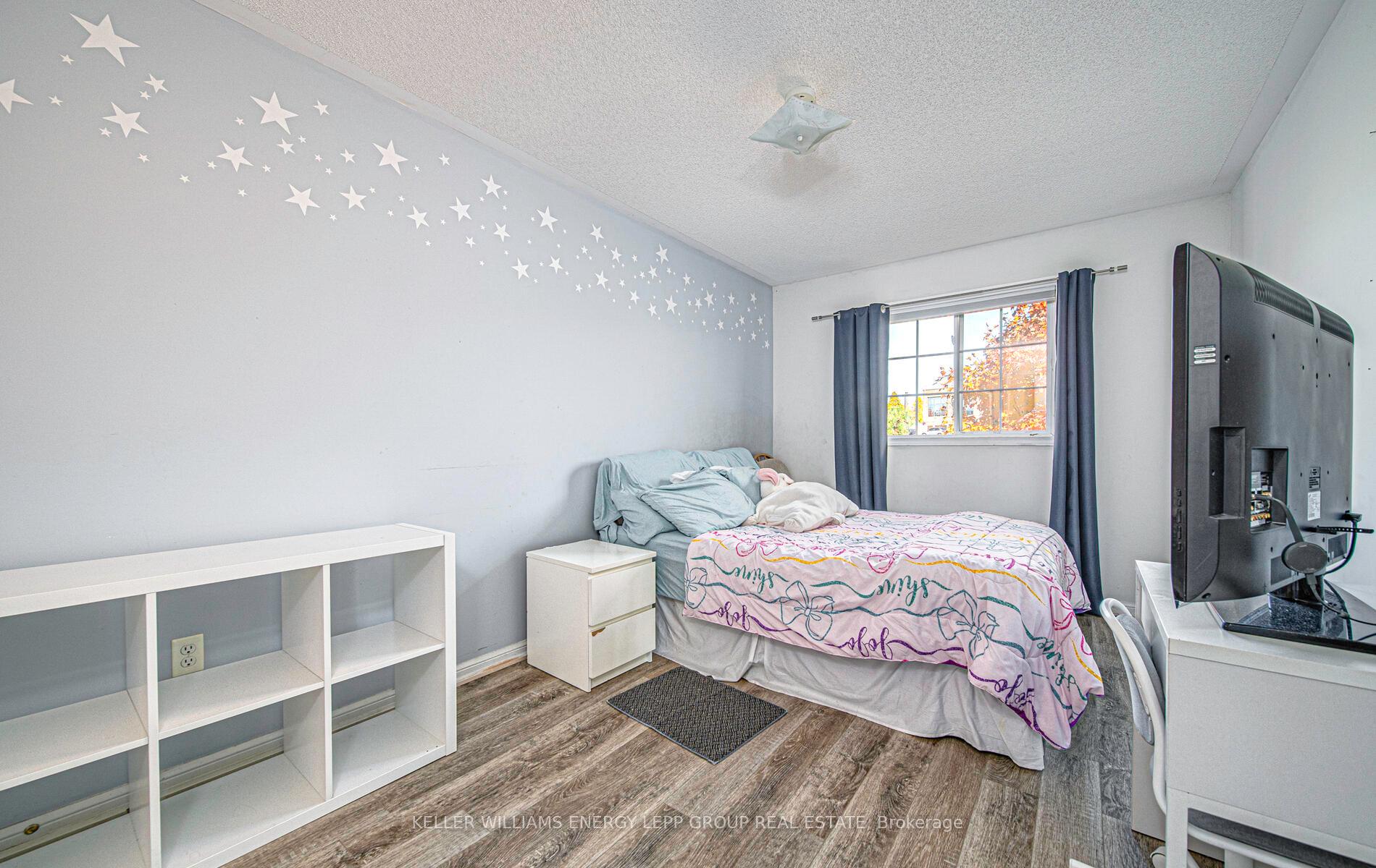 Photo 25 of 33 Latchford Way, Whitby, Pringle Creek — HOMEH