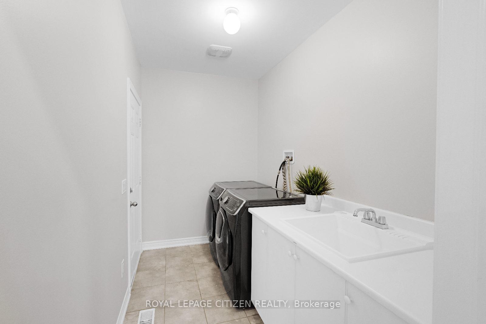 Photo 11 of 304 Buick Boulevard, Brampton, Northwest Brampton — HOMEH