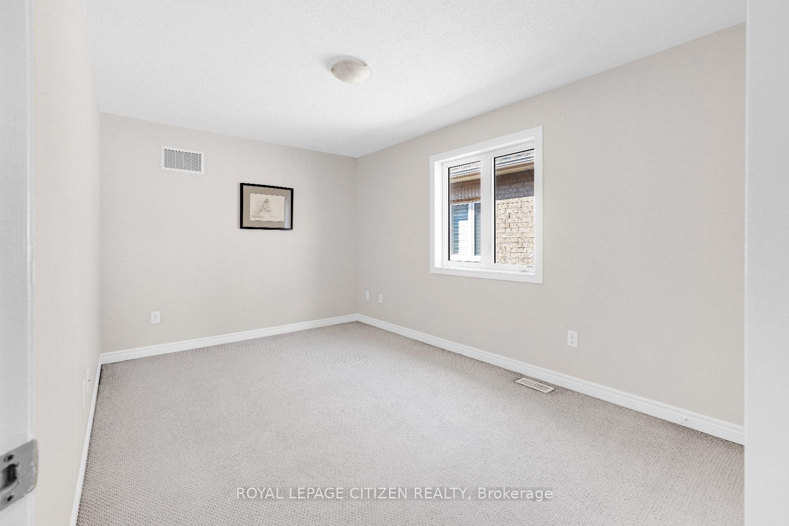 Photo 15 of 304 Buick Boulevard, Brampton, Northwest Brampton — HOMEH