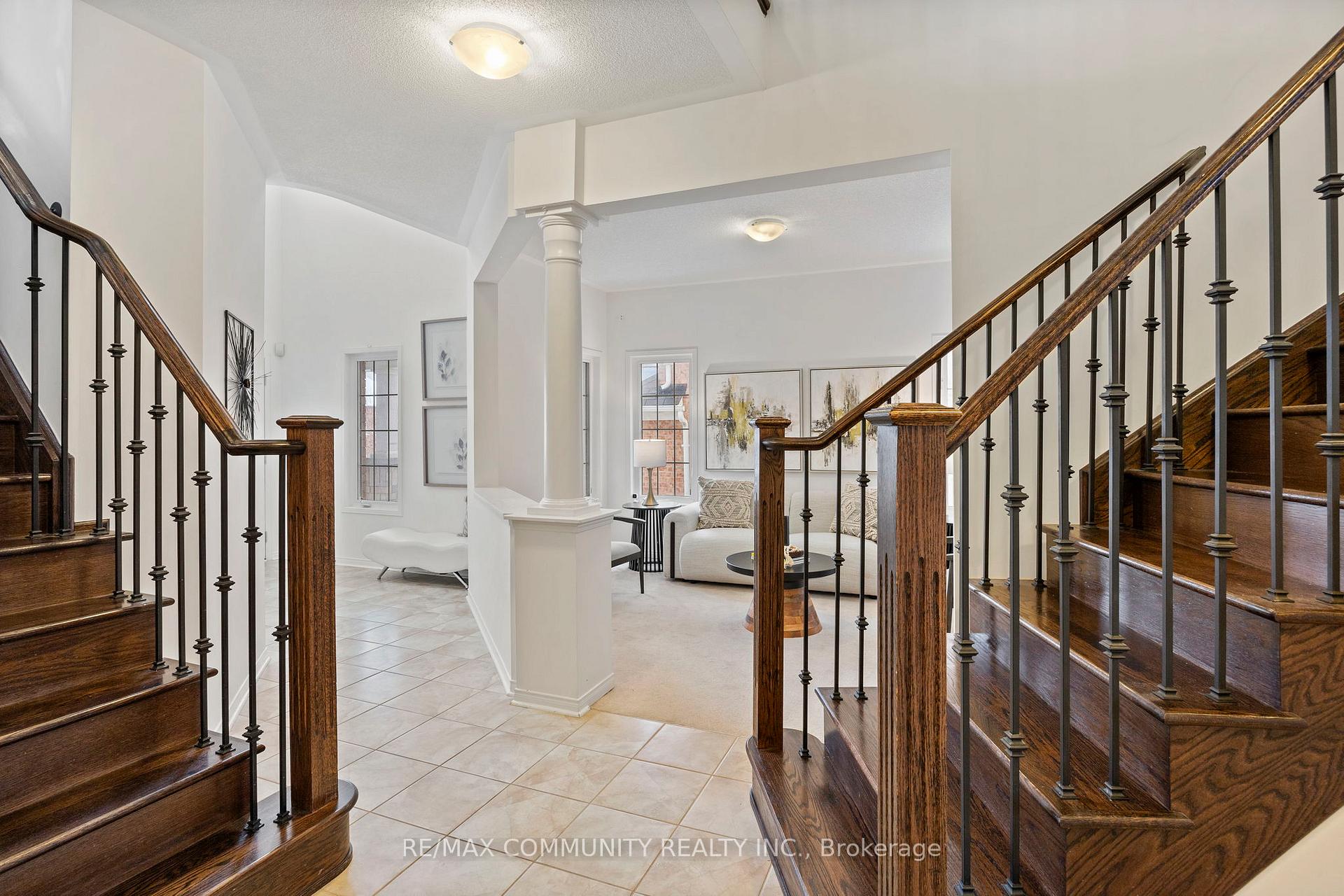 Photo 5 of 1269 Salmers Drive, Oshawa, Taunton — HOMEH