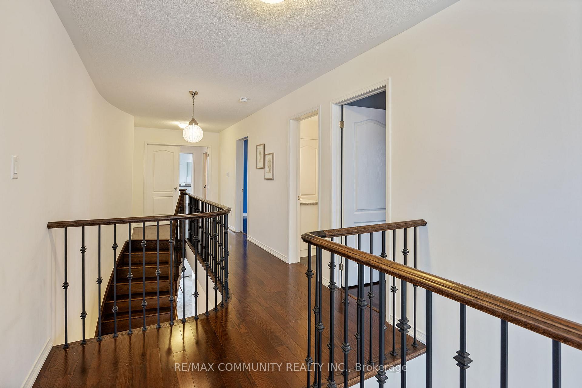 Photo 18 of 1269 Salmers Drive, Oshawa, Taunton — HOMEH