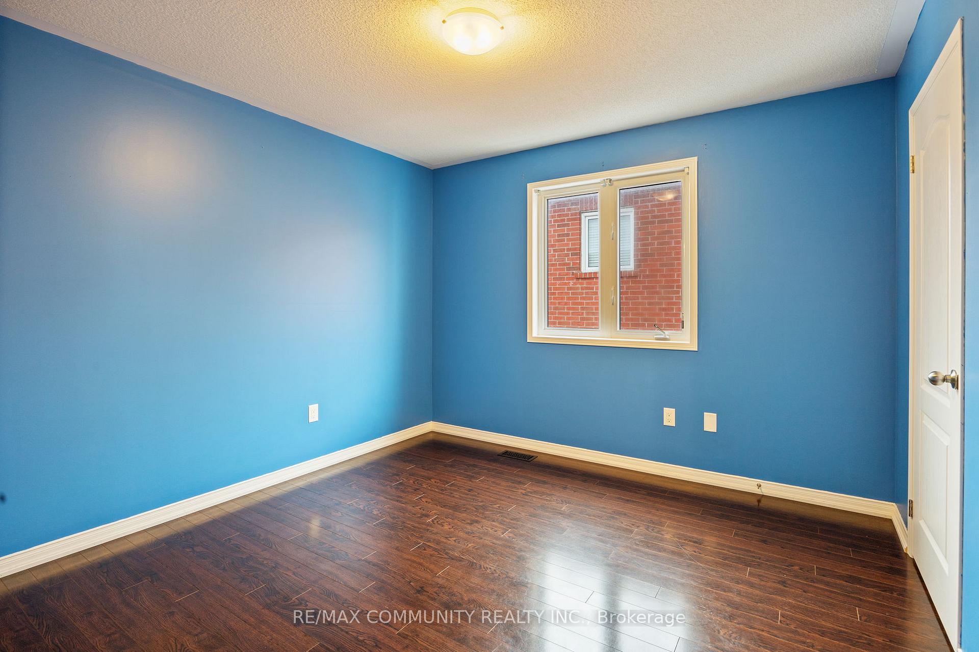 Photo 29 of 1269 Salmers Drive, Oshawa, Taunton — HOMEH