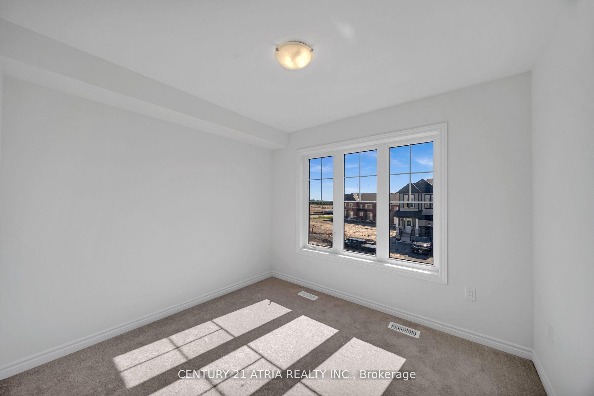 Photo 23 of 745 Carpenter Trail, Peterborough, Monaghan Ward 2 — HOMEH