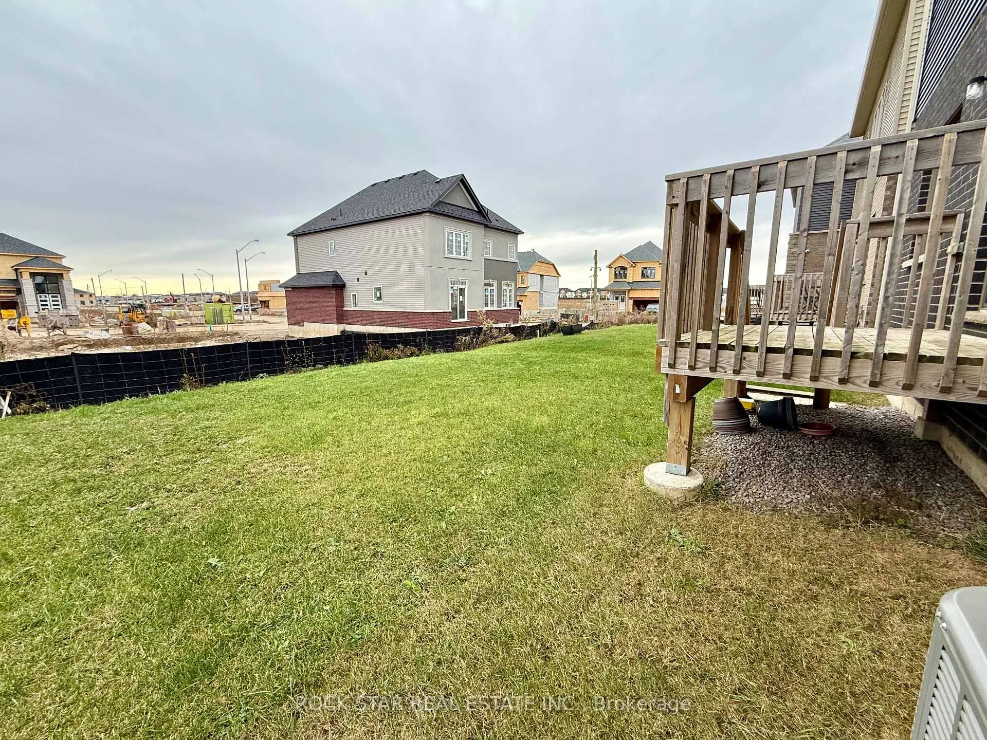 Photo 45 of 14 Scenic Ridge Gate, Brant, Paris — HOMEH