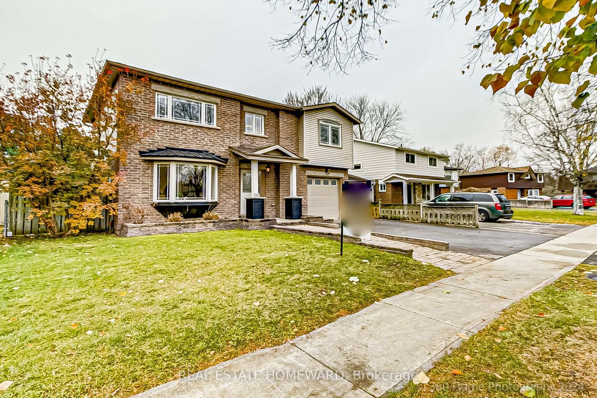 Photo 1 of 907 Harding Street, Whitby, Downtown Whitby — HOMEH