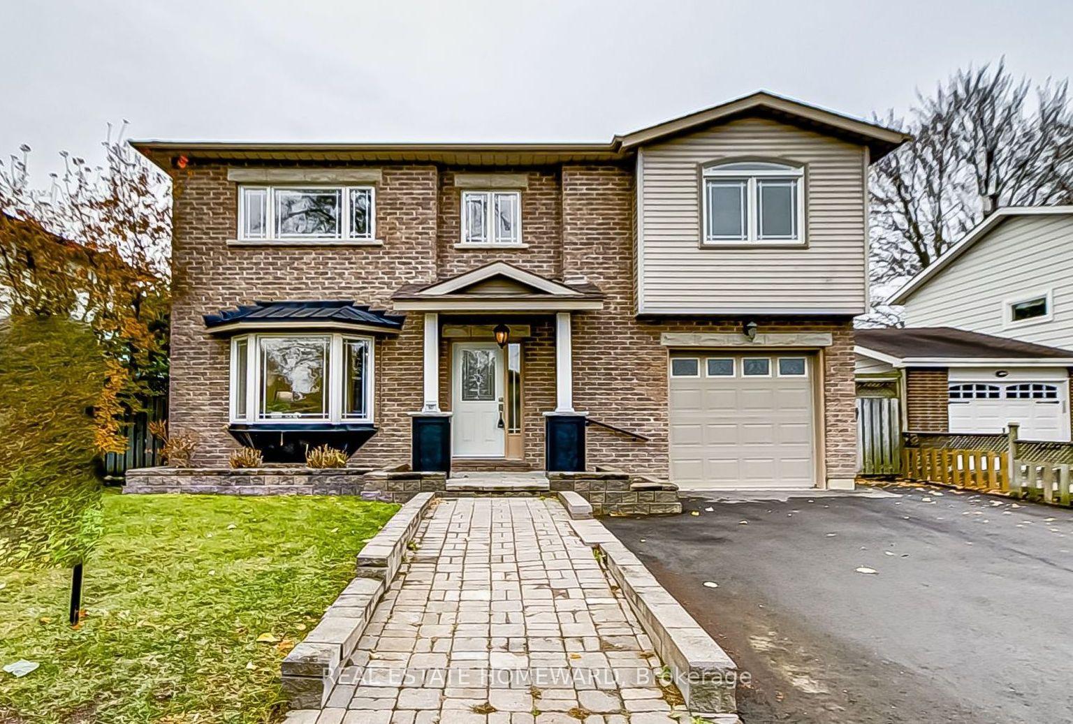 Photo 2 of 907 Harding Street, Whitby, Downtown Whitby — HOMEH