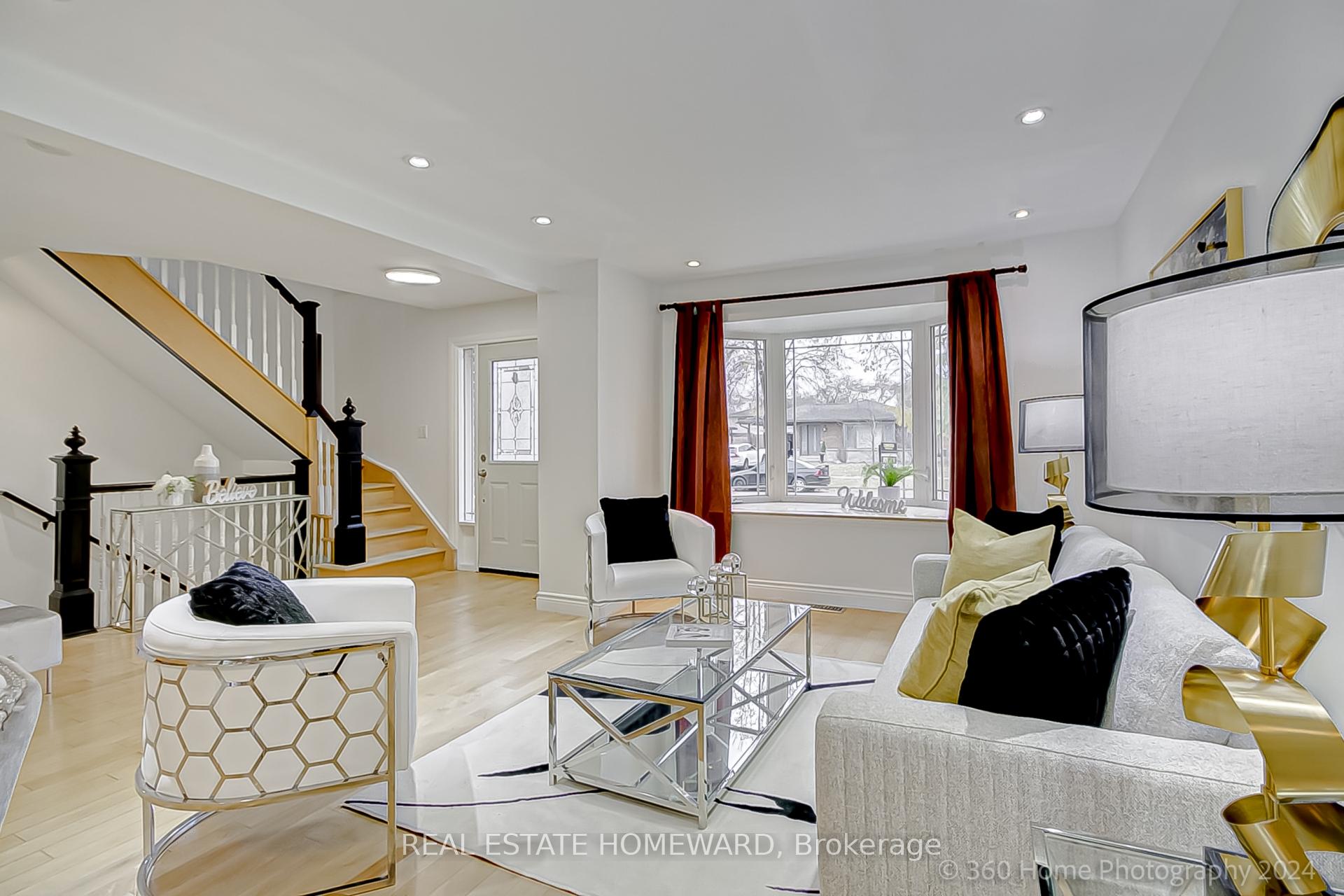 Photo 6 of 907 Harding Street, Whitby, Downtown Whitby — HOMEH