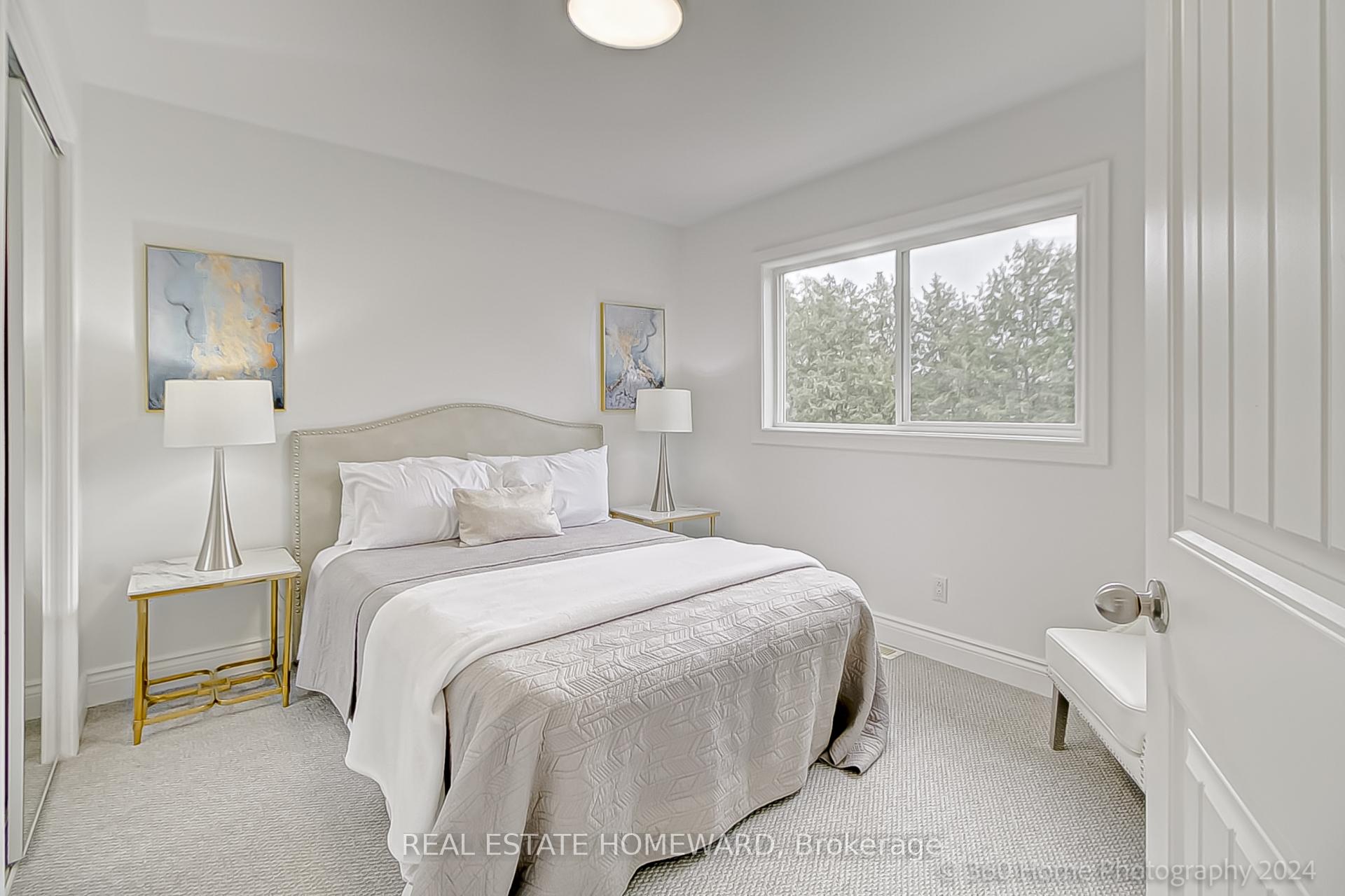 Photo 13 of 907 Harding Street, Whitby, Downtown Whitby — HOMEH