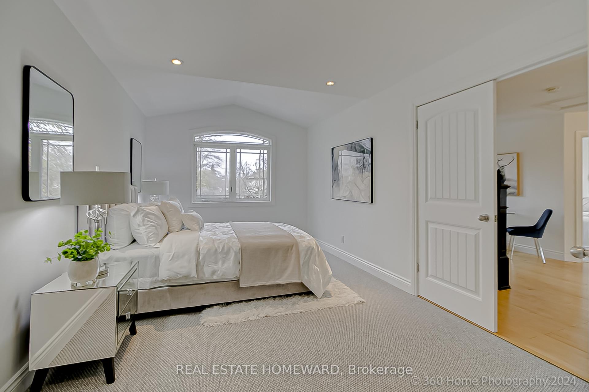 Photo 19 of 907 Harding Street, Whitby, Downtown Whitby — HOMEH