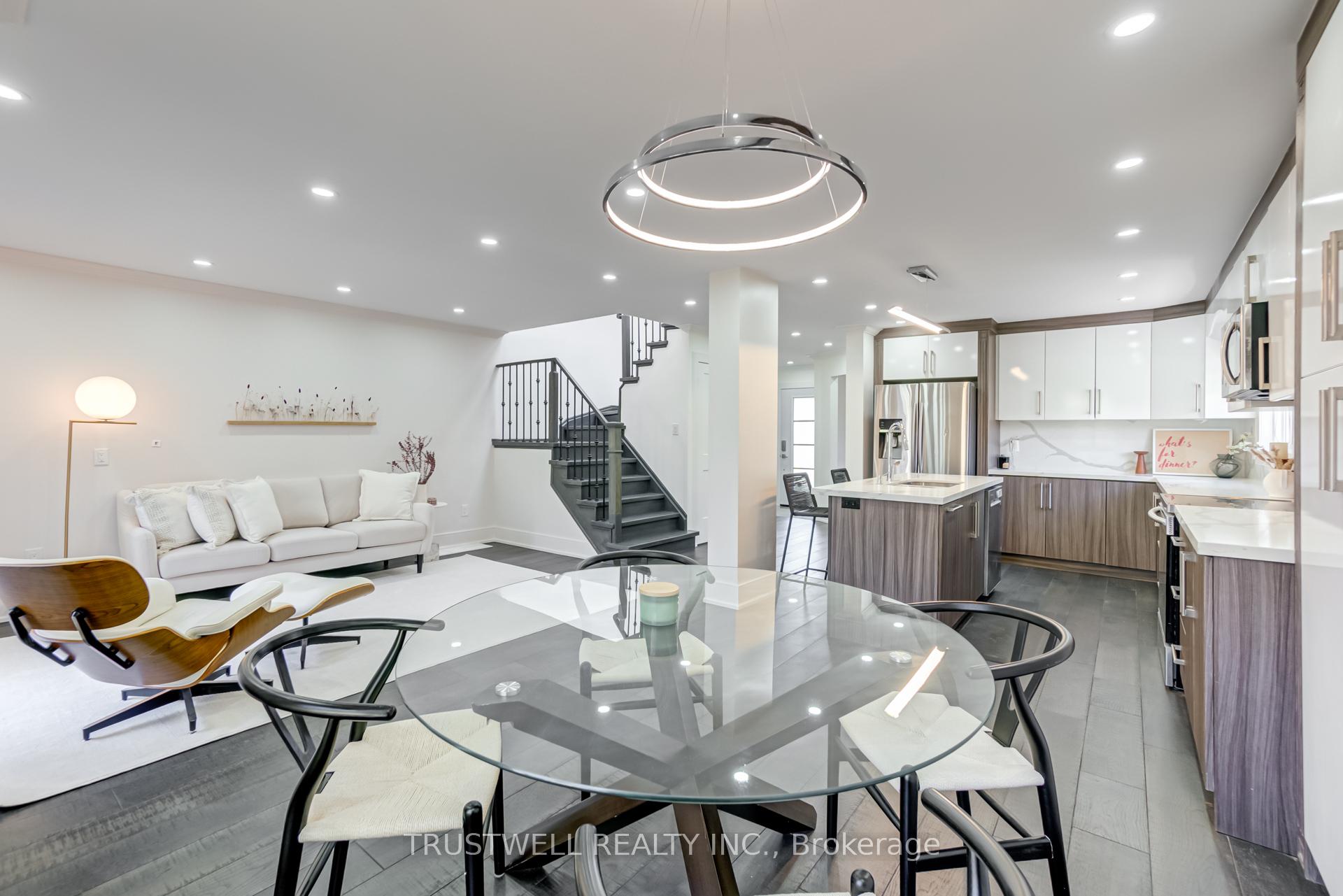 Photo 10 of 89 Campbell Avenue, Vaughan, Crestwood-Springfarm-Yorkhill — HOMEH