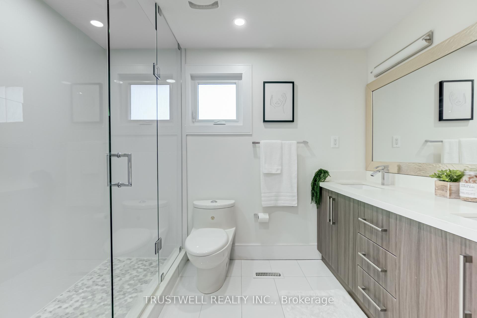 Photo 18 of 89 Campbell Avenue, Vaughan, Crestwood-Springfarm-Yorkhill — HOMEH