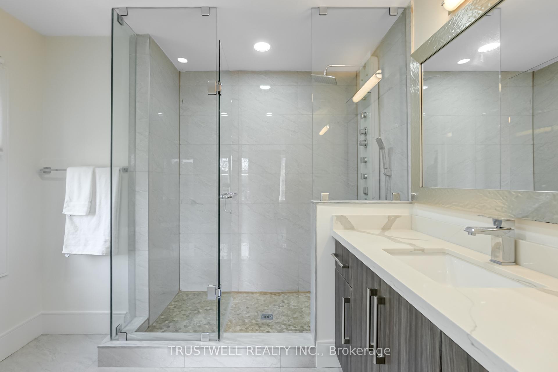 Photo 30 of 89 Campbell Avenue, Vaughan, Crestwood-Springfarm-Yorkhill — HOMEH