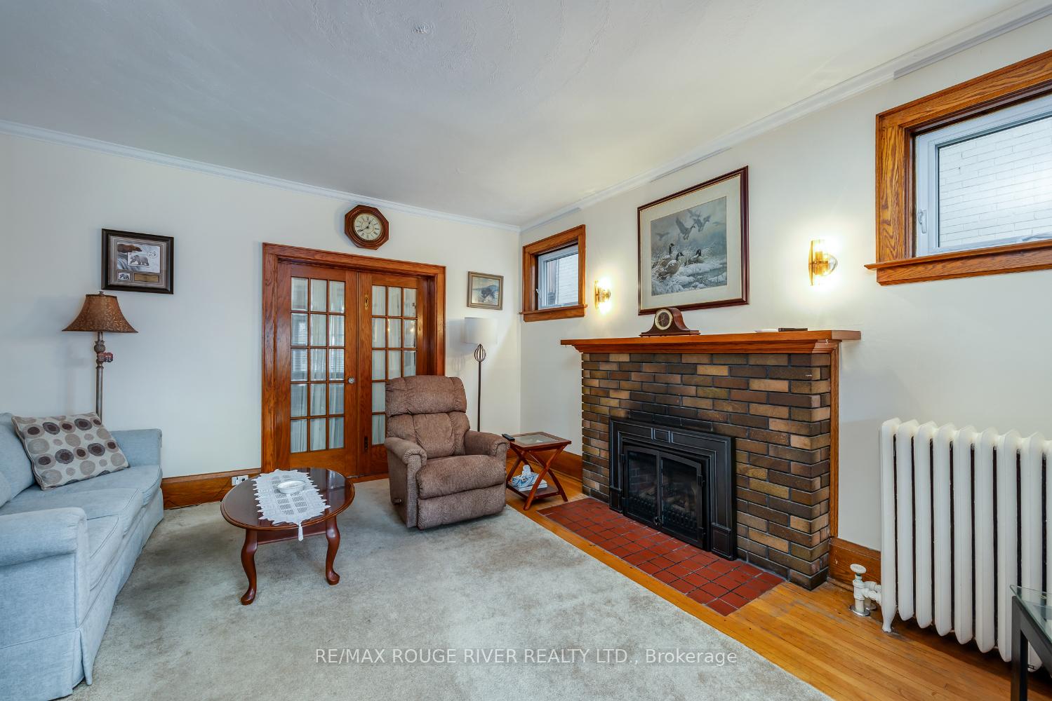 Photo 7 of 230 Athol Street E, Oshawa, Central — HOMEH