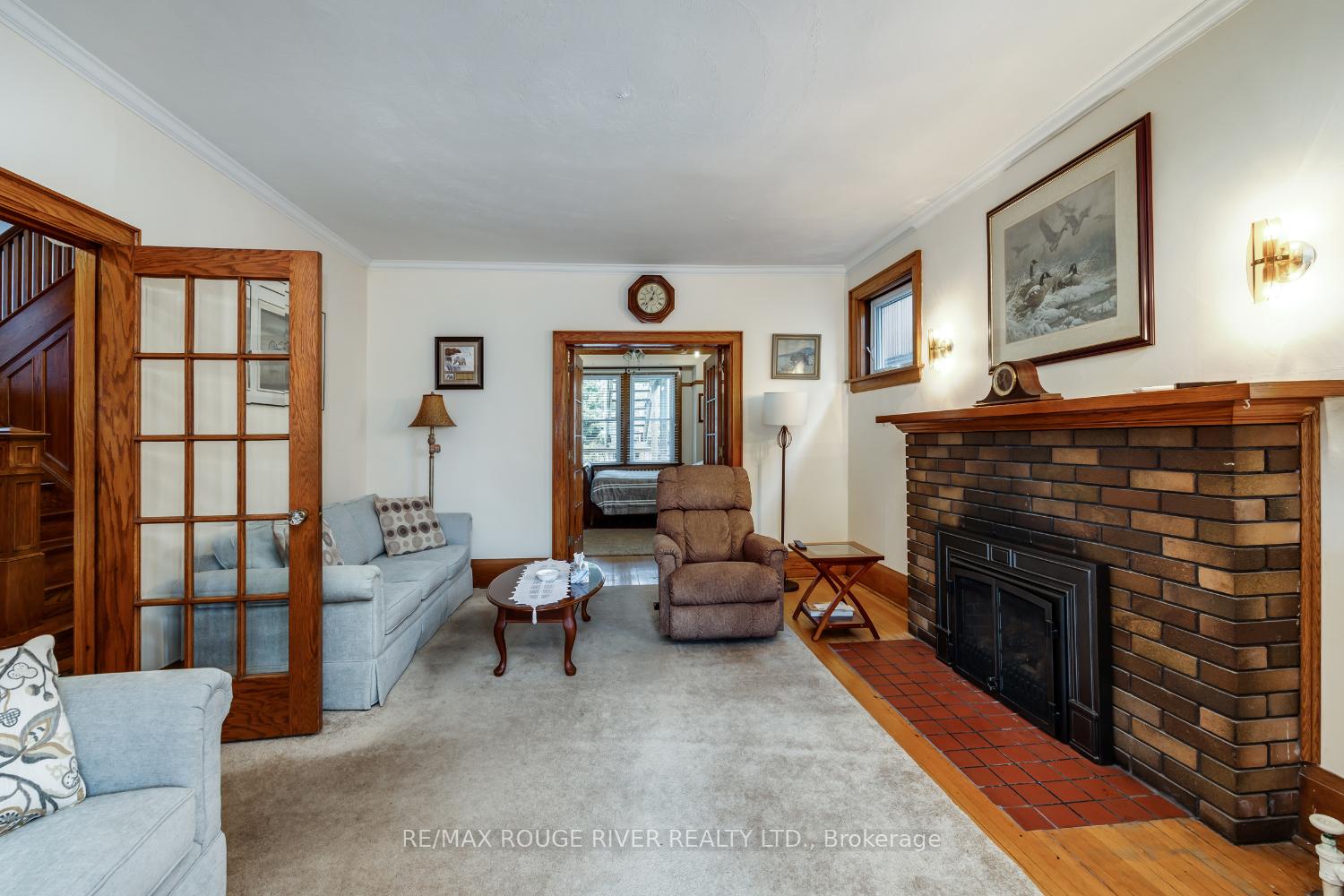Photo 10 of 230 Athol Street E, Oshawa, Central — HOMEH