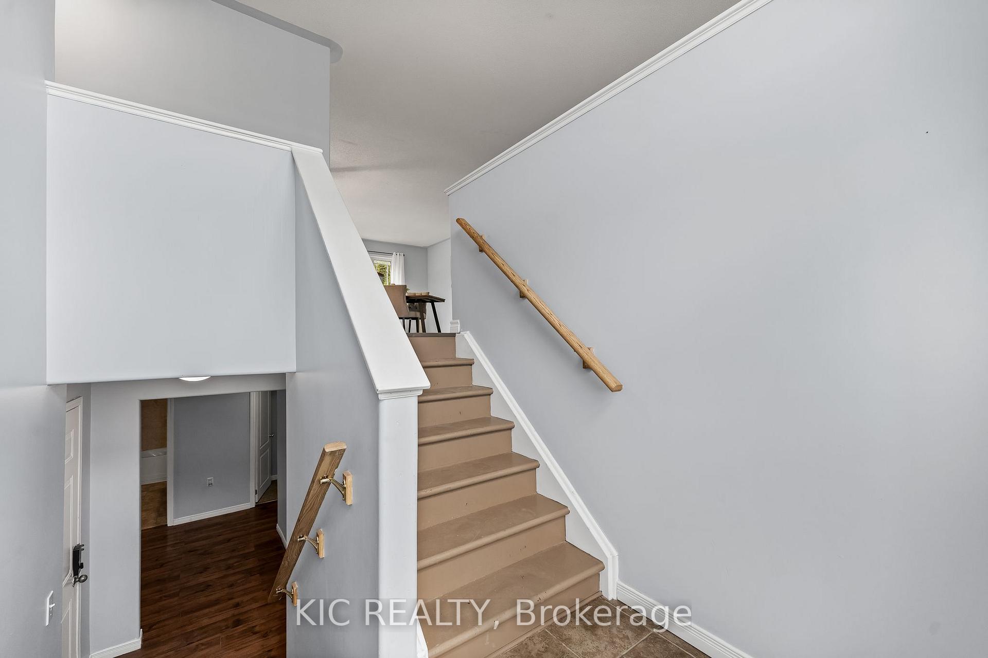 Photo 23 of 574 Clancy Crescent, Peterborough, Otonabee Ward 1 — HOMEH