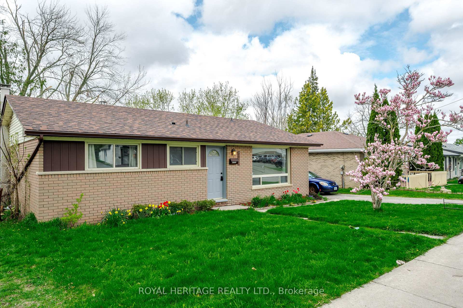 Photo 1 of 547 River Road S, Peterborough, Ashburnham Ward 4 — HOMEH