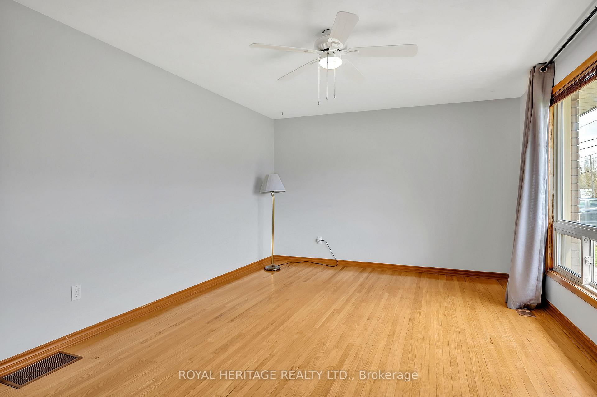 Photo 4 of 547 River Road S, Peterborough, Ashburnham Ward 4 — HOMEH