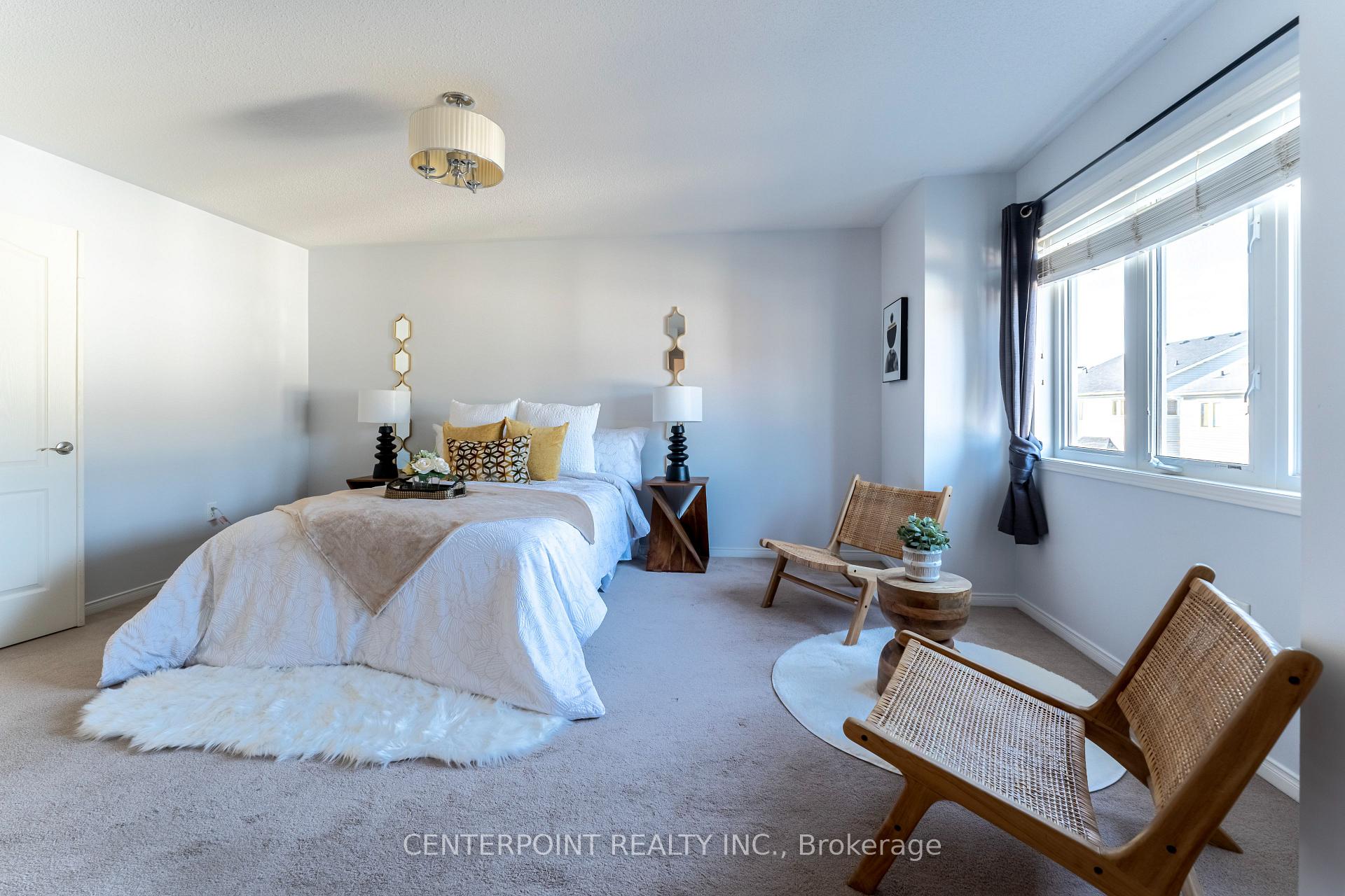 Photo 25 of 72 Strandmore Circle, Whitby, Brooklin — HOMEH