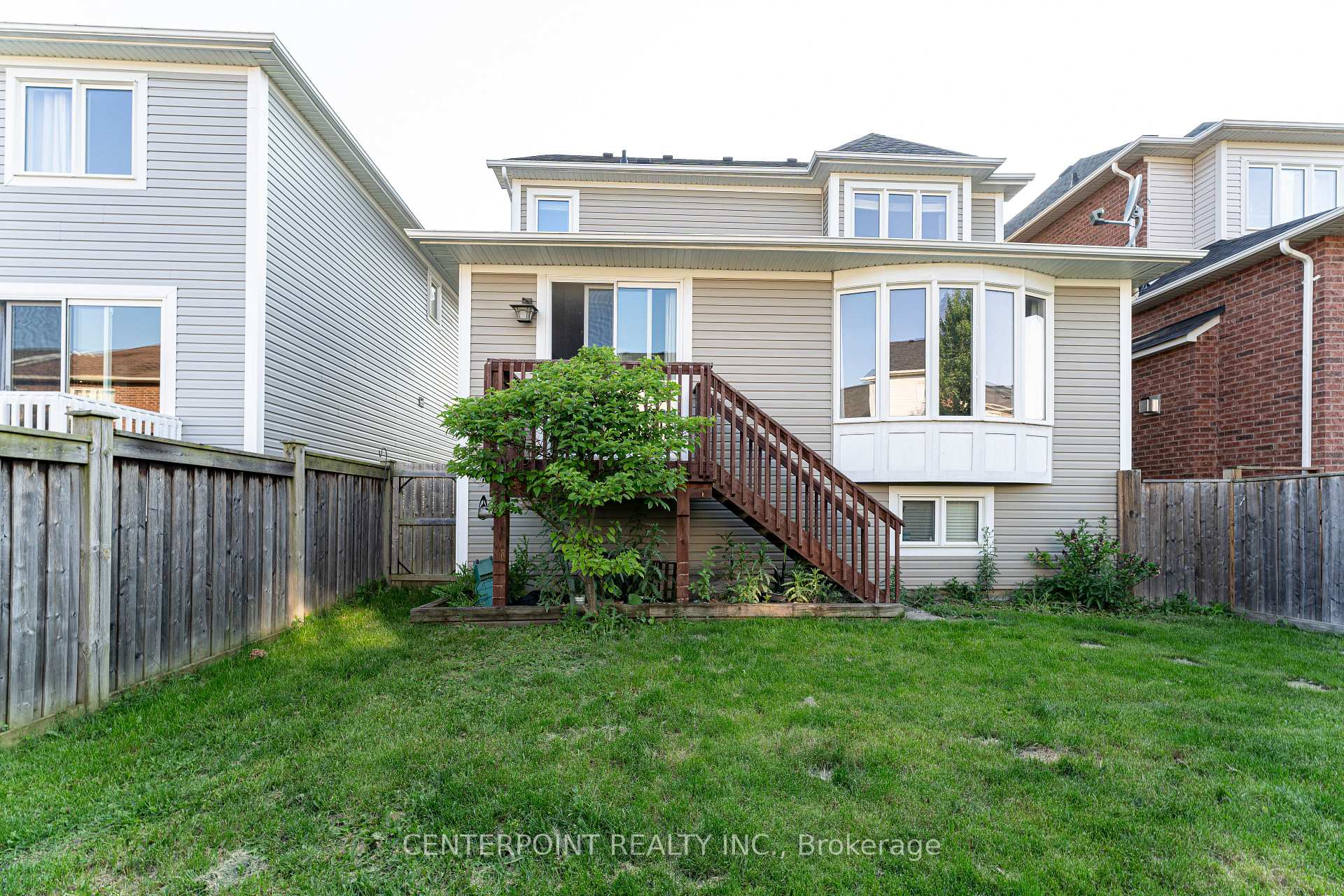 Photo 36 of 72 Strandmore Circle, Whitby, Brooklin — HOMEH