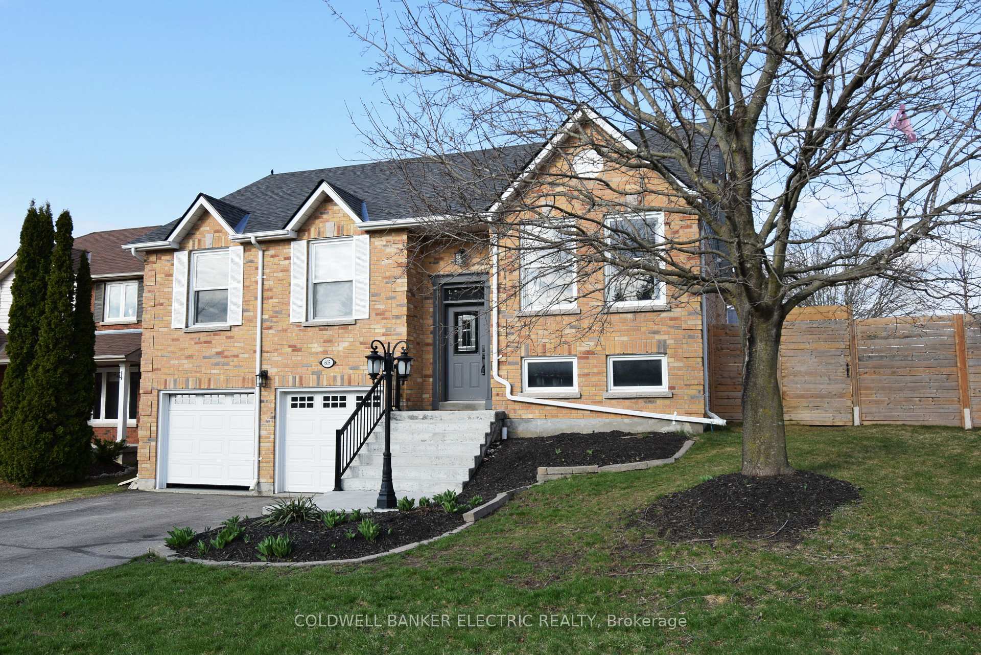 Photo 2 of 605 Fortye Drive, Peterborough, Otonabee Ward 1 — HOMEH