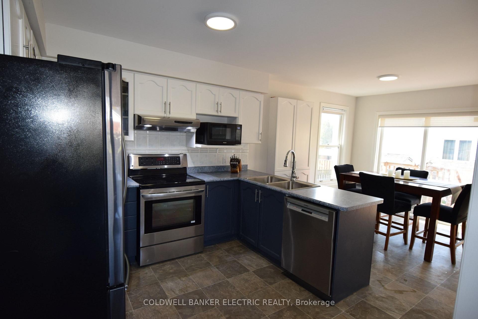Photo 8 of 605 Fortye Drive, Peterborough, Otonabee Ward 1 — HOMEH