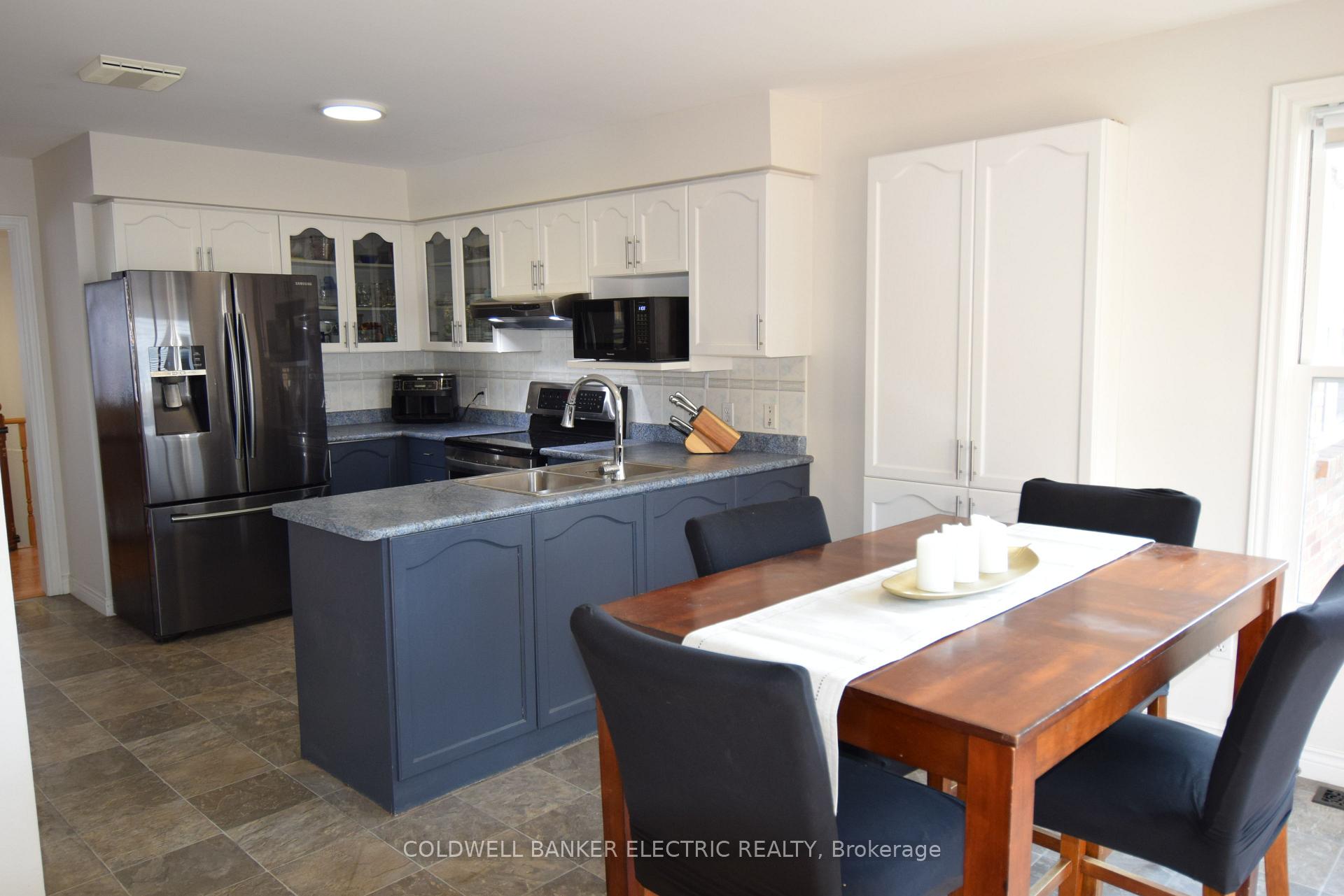 Photo 11 of 605 Fortye Drive, Peterborough, Otonabee Ward 1 — HOMEH