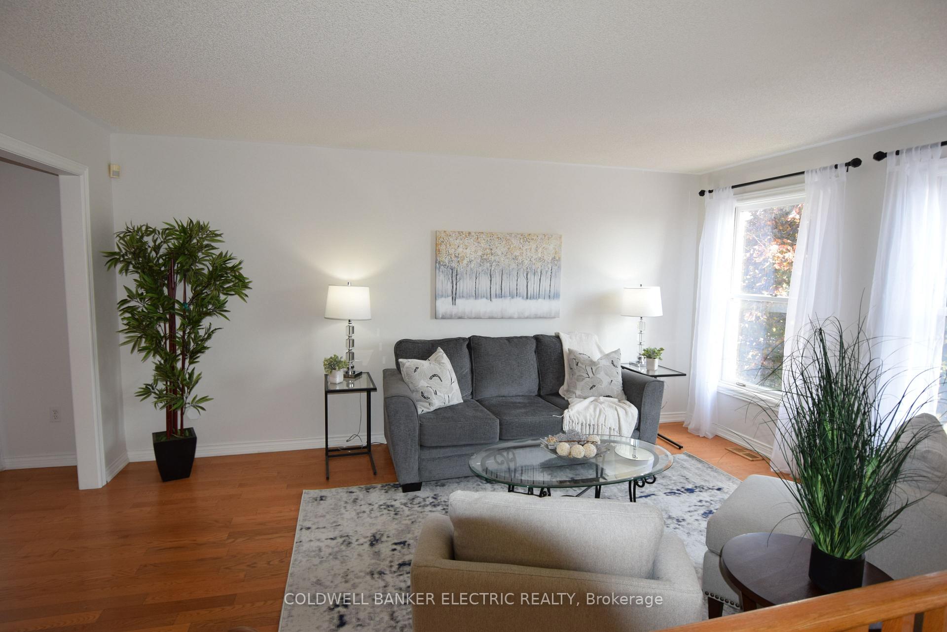 Photo 18 of 605 Fortye Drive, Peterborough, Otonabee Ward 1 — HOMEH