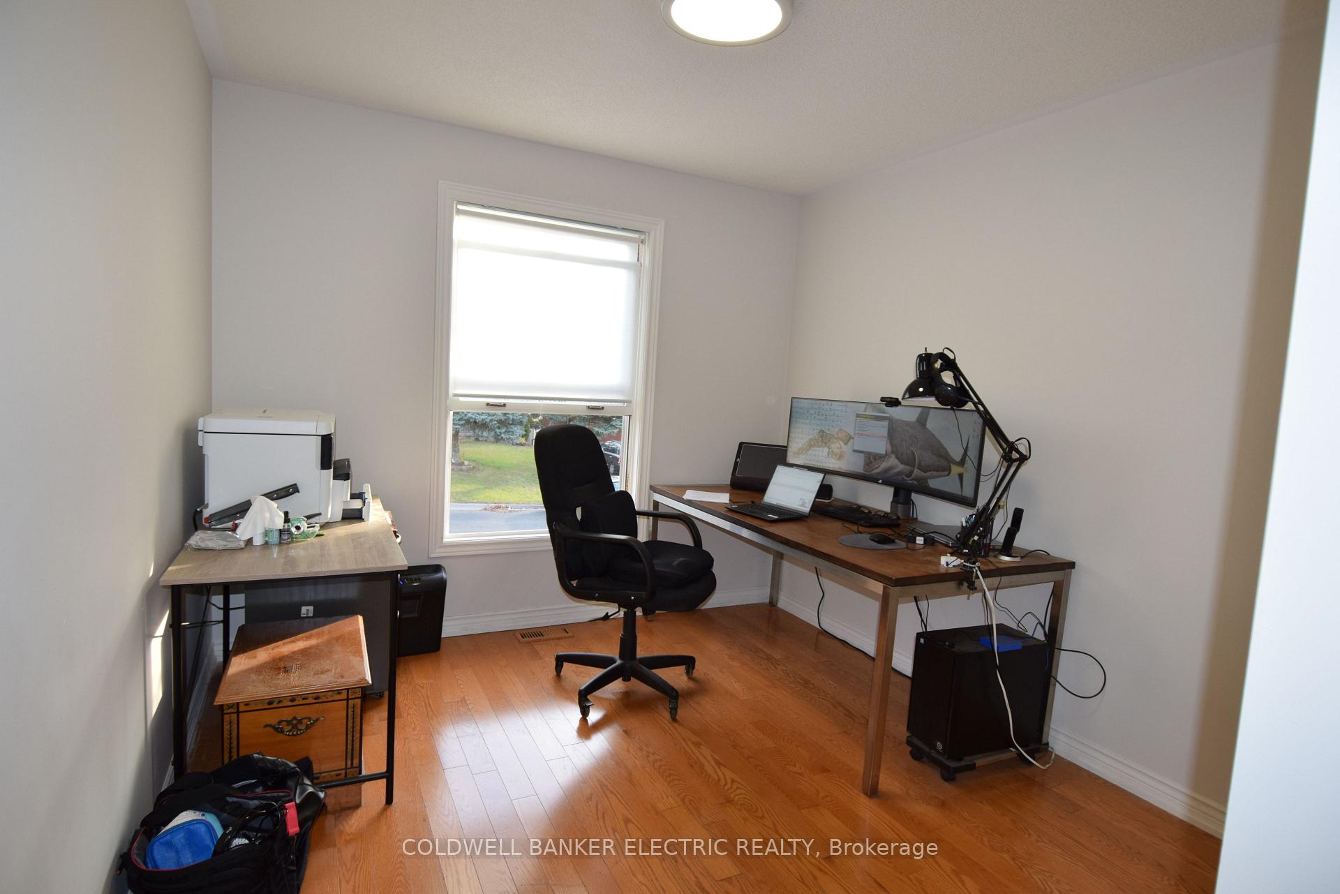 Photo 25 of 605 Fortye Drive, Peterborough, Otonabee Ward 1 — HOMEH