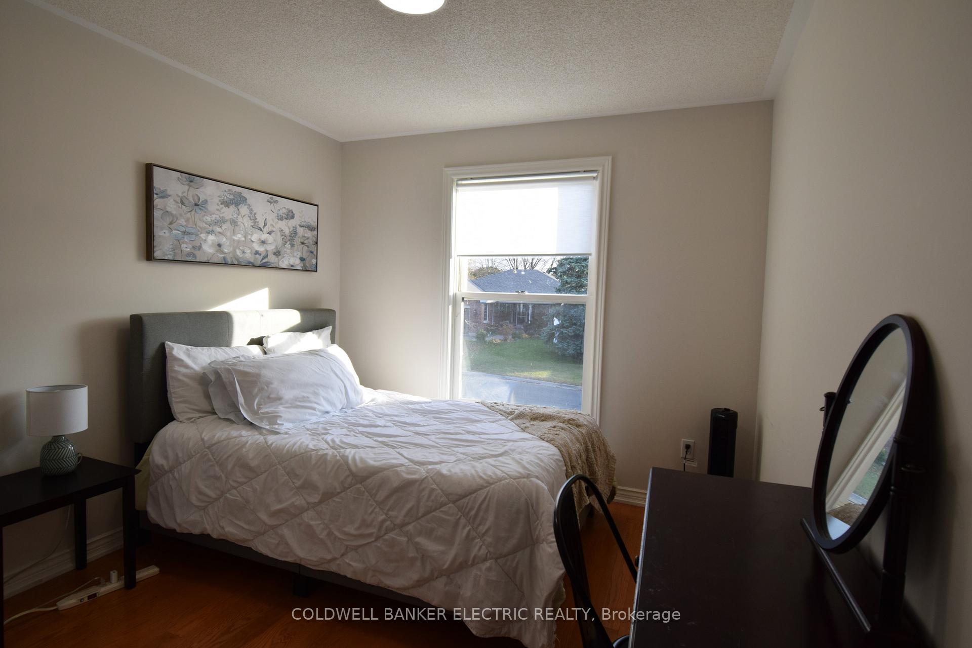 Photo 27 of 605 Fortye Drive, Peterborough, Otonabee Ward 1 — HOMEH