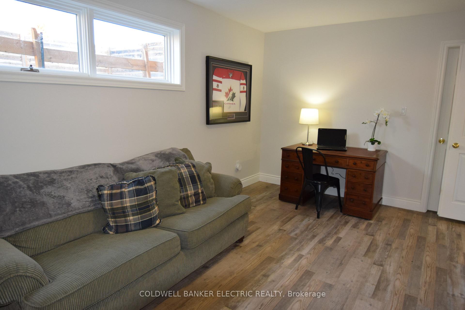 Photo 32 of 605 Fortye Drive, Peterborough, Otonabee Ward 1 — HOMEH