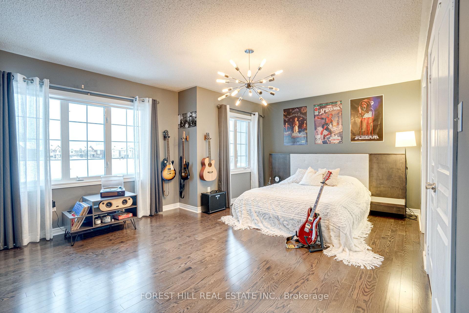 Photo 31 of 264 Thornhill Woods Drive, Vaughan, Patterson — HOMEH