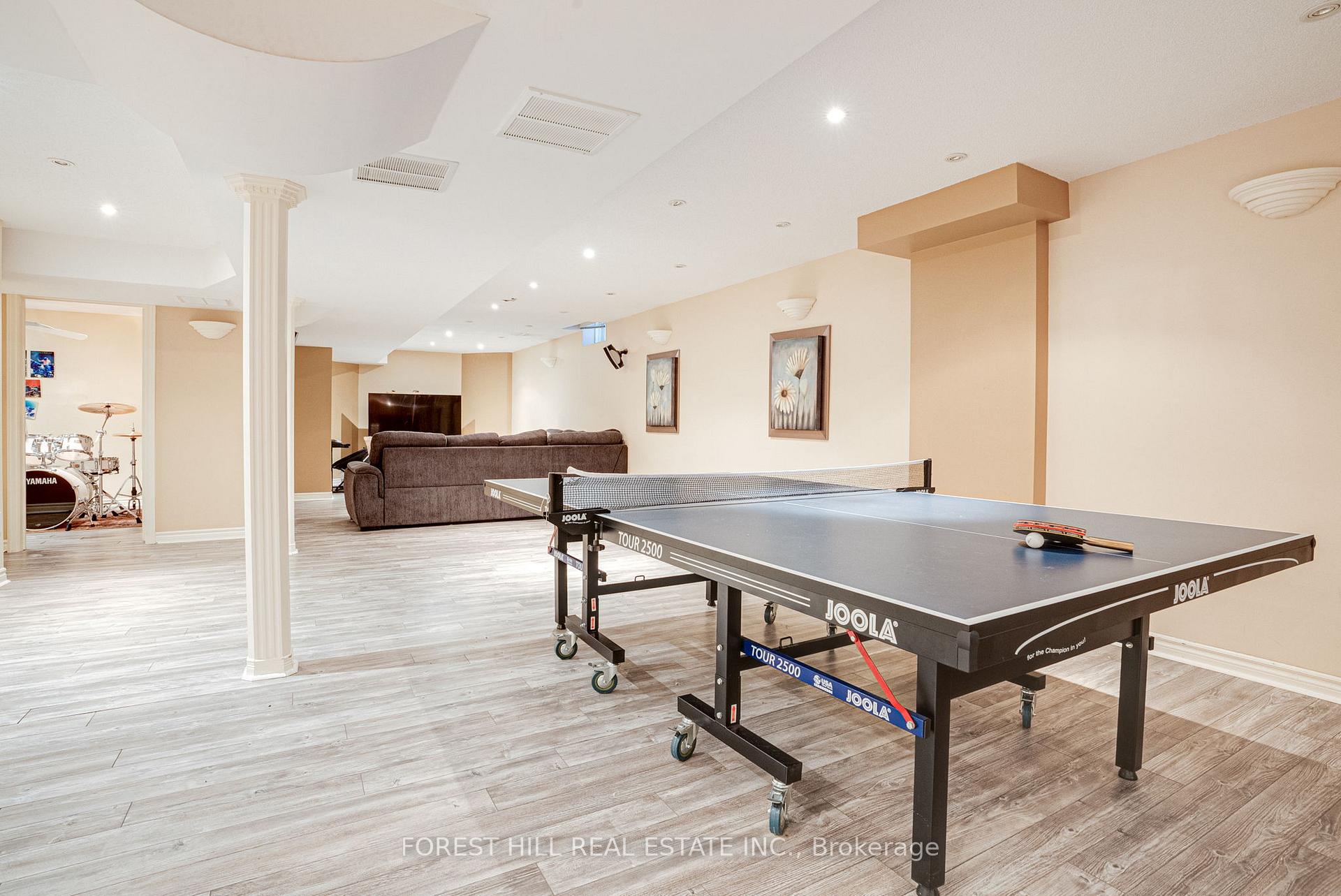 Photo 36 of 264 Thornhill Woods Drive, Vaughan, Patterson — HOMEH