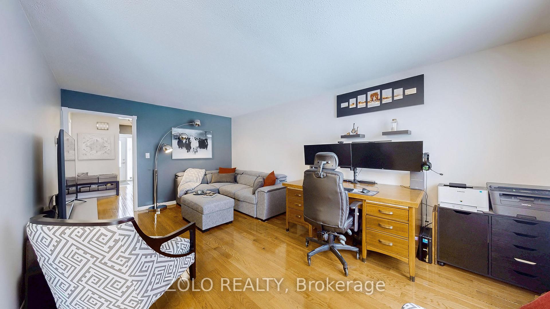 Photo 9 of 184 Overbank Drive, Oshawa, McLaughlin — HOMEH