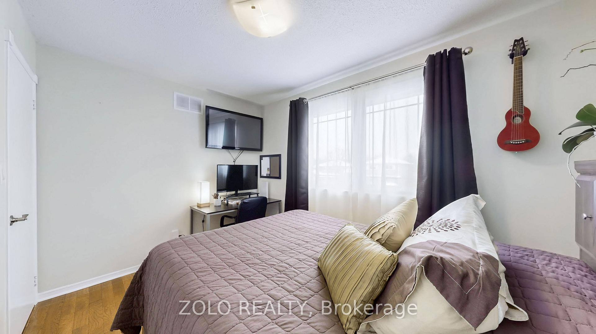 Photo 31 of 184 Overbank Drive, Oshawa, McLaughlin — HOMEH