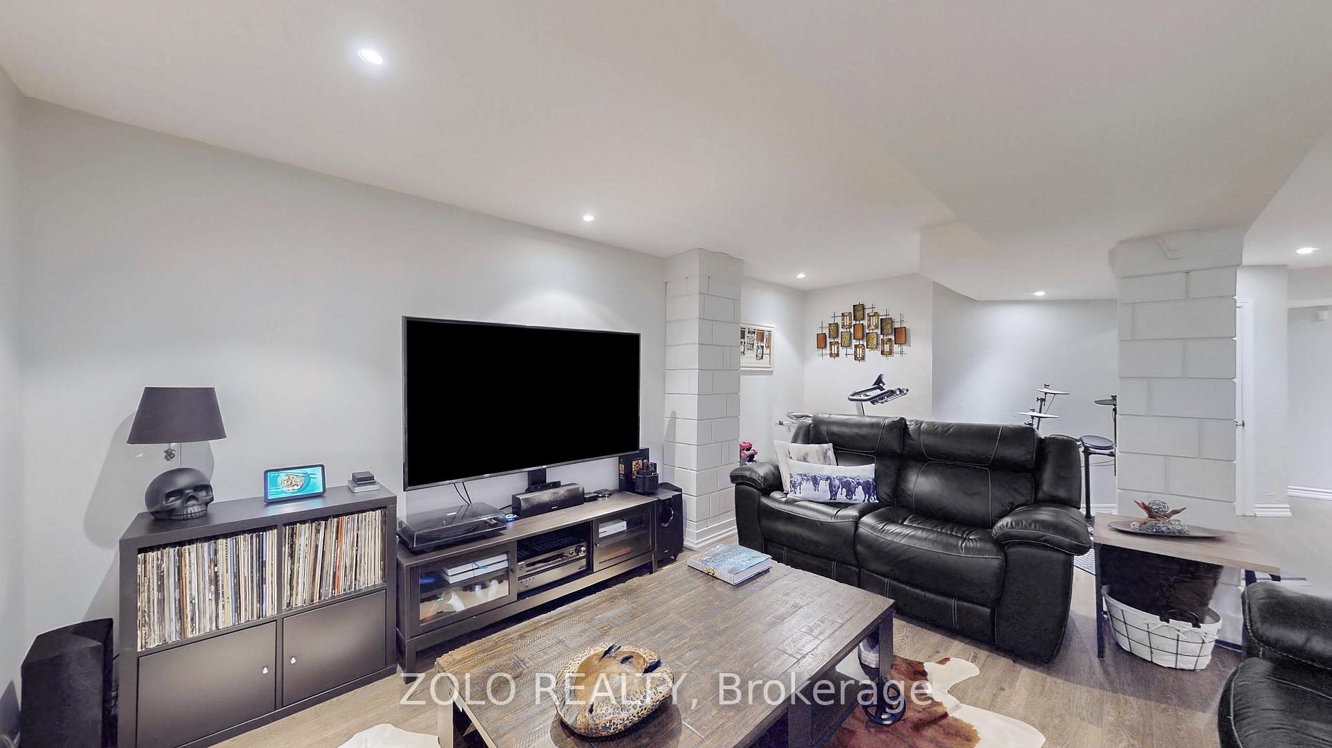 Photo 44 of 184 Overbank Drive, Oshawa, McLaughlin — HOMEH