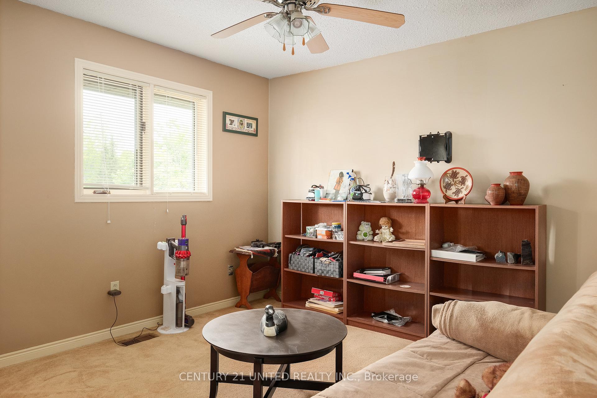 Photo 17 of 1890 Cherryhill Road, Peterborough, Monaghan Ward 2 — HOMEH