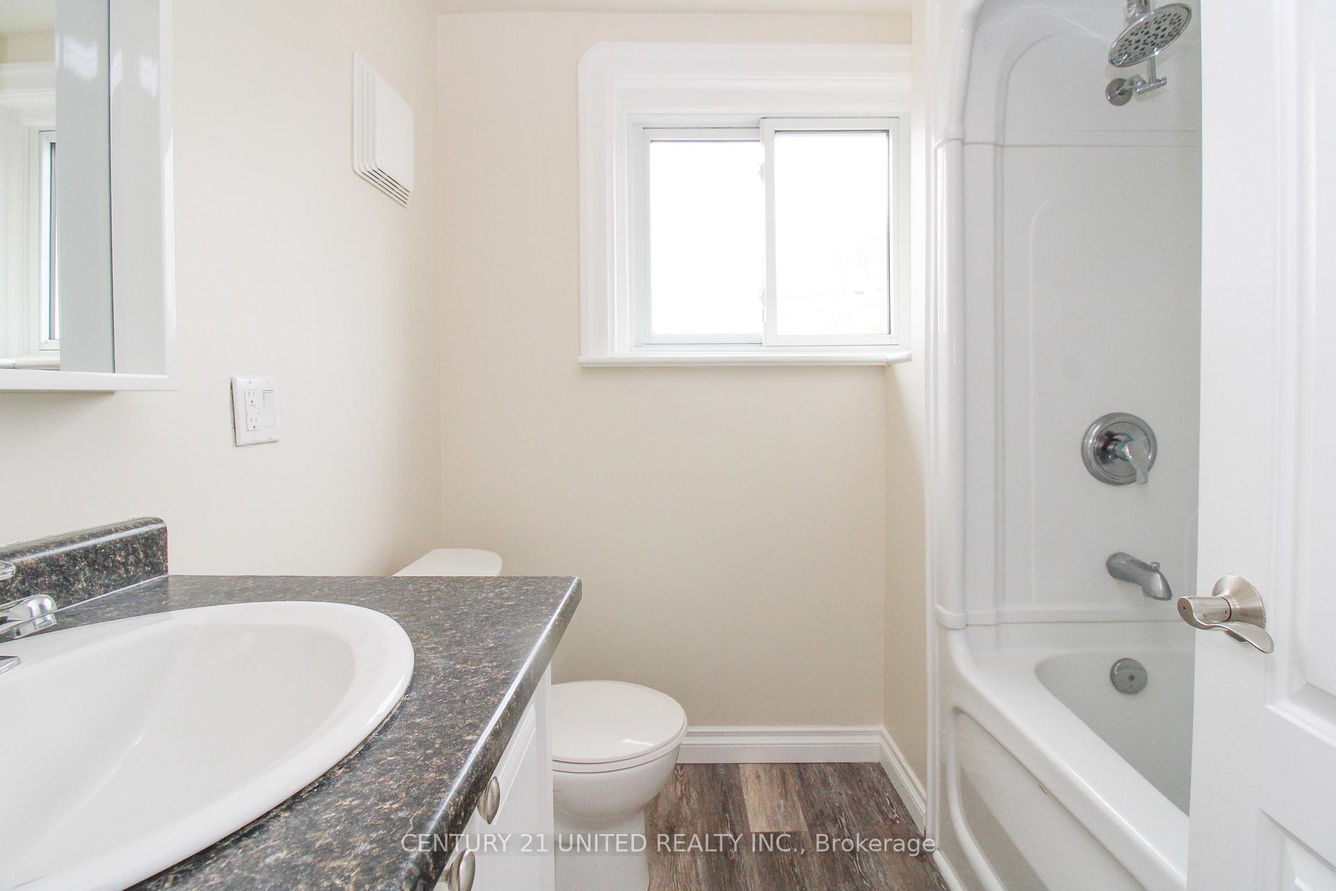Photo 23 of 96 Montgomery Street, Peterborough, Otonabee Ward 1 — HOMEH
