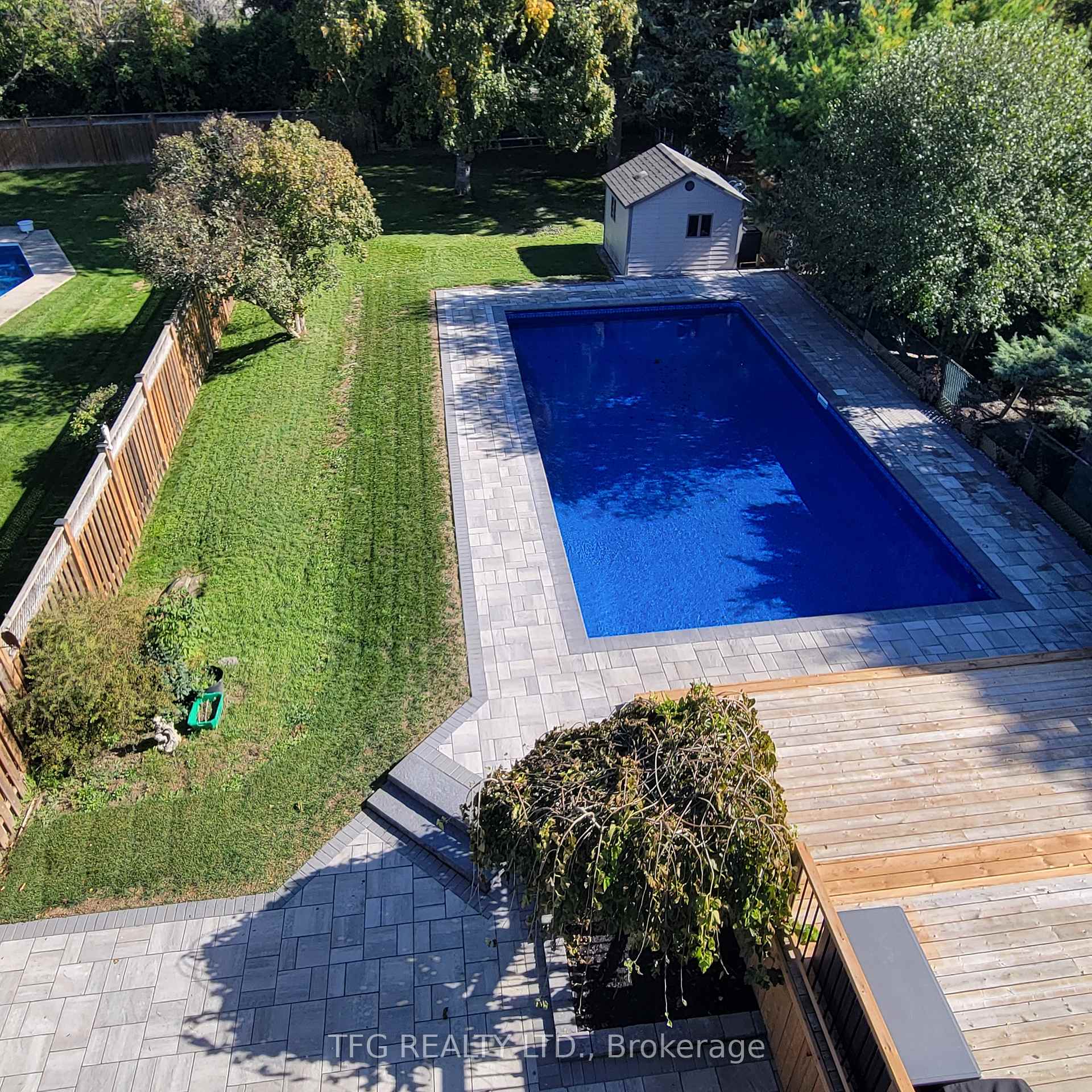 Photo 8 of 129 Bell Drive, Whitby, Lynde Creek — HOMEH