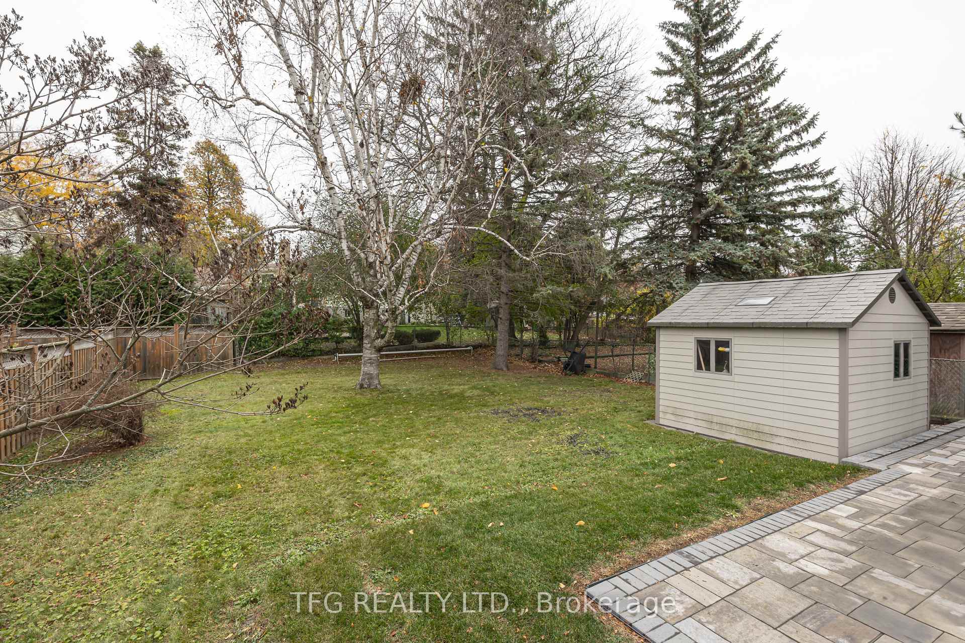 Photo 10 of 129 Bell Drive, Whitby, Lynde Creek — HOMEH