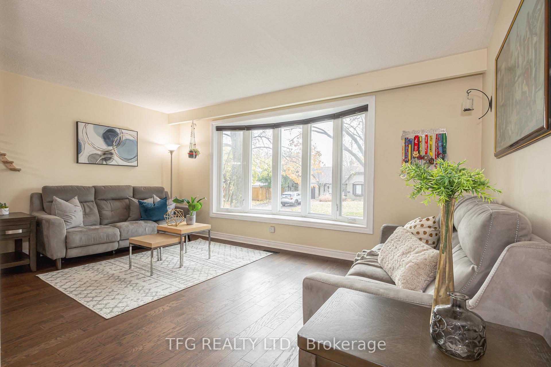 Photo 20 of 129 Bell Drive, Whitby, Lynde Creek — HOMEH