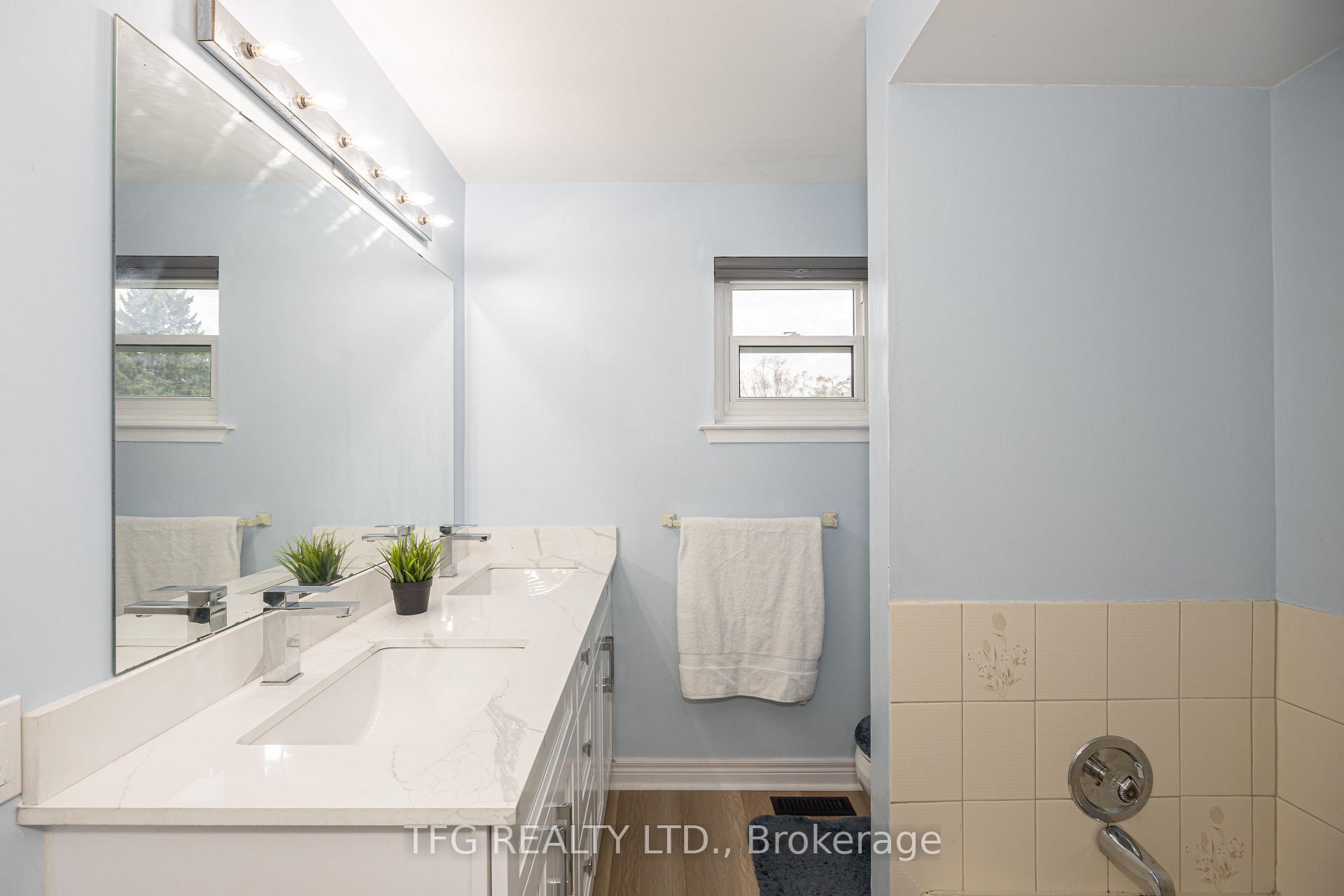 Photo 38 of 129 Bell Drive, Whitby, Lynde Creek — HOMEH