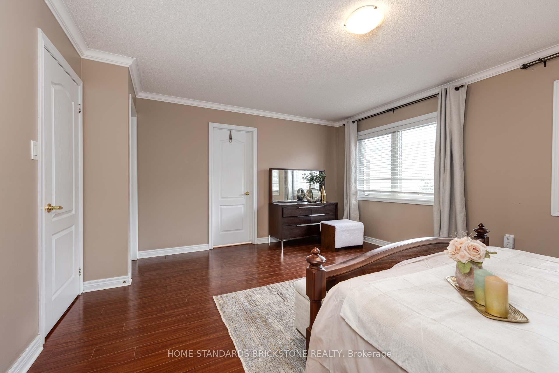 Photo 24 of 105 Mintwood Road, Vaughan, Patterson — HOMEH