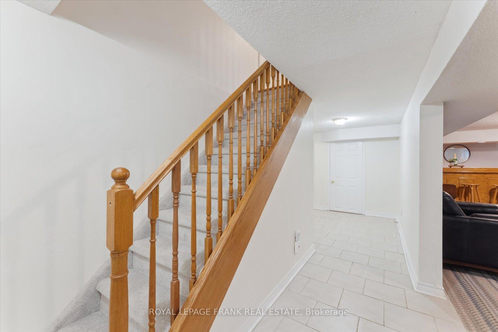 Photo 27 of 285 Cedar Valley Boulevard, Oshawa, Samac — HOMEH