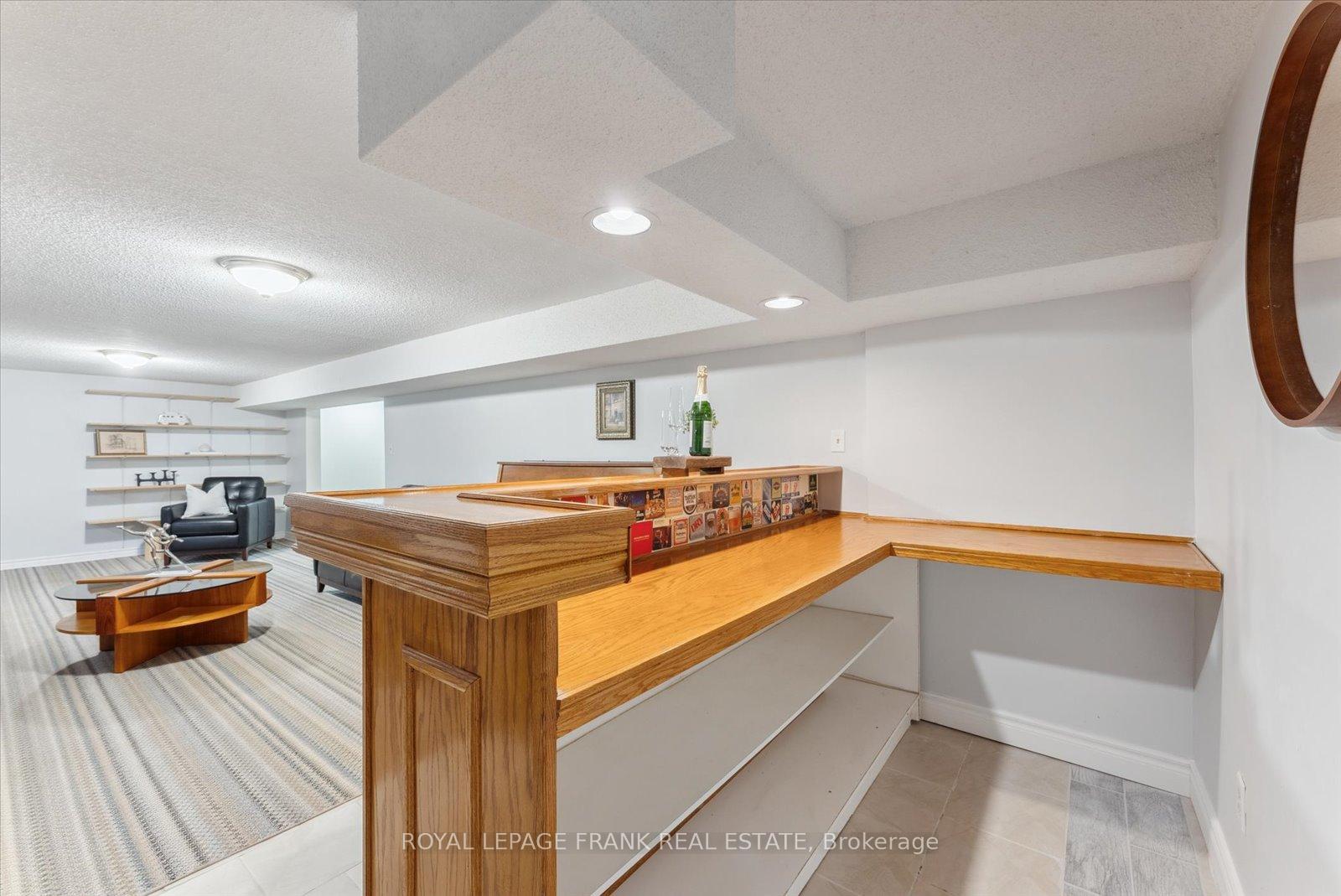 Photo 30 of 285 Cedar Valley Boulevard, Oshawa, Samac — HOMEH