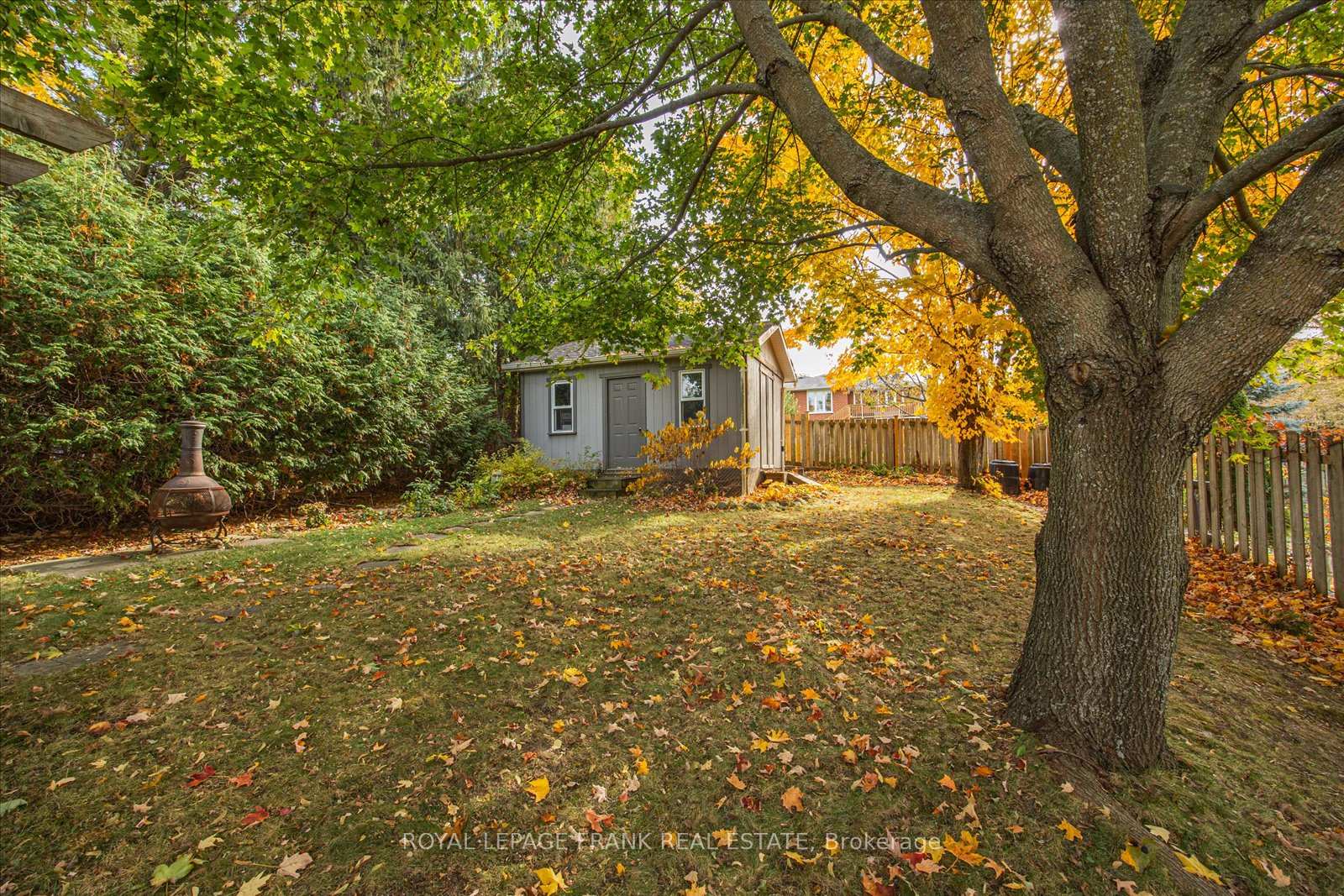 Photo 35 of 285 Cedar Valley Boulevard, Oshawa, Samac — HOMEH